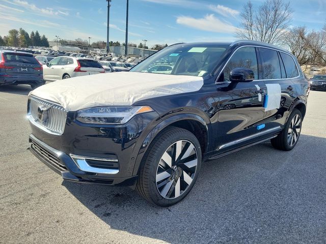 2024 Volvo XC90 Recharge Plug-In Hybrid Plus Bright Theme