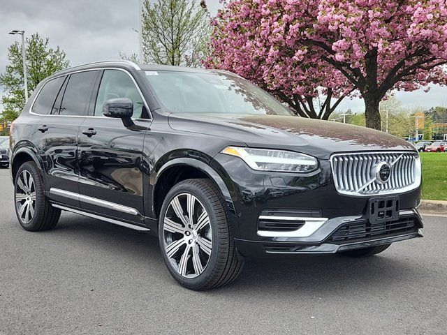 2024 Volvo XC90 Recharge Plug-In Hybrid Plus Bright Theme