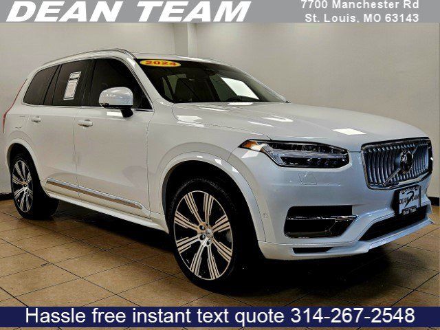 2024 Volvo XC90 Recharge Plug-In Hybrid Plus Bright Theme