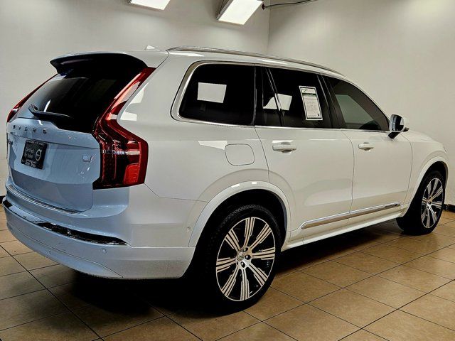 2024 Volvo XC90 Recharge Plug-In Hybrid Plus Bright Theme