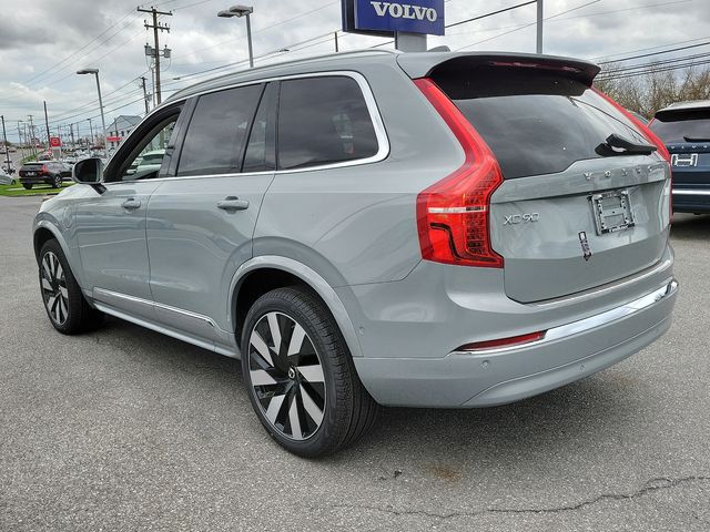 2024 Volvo XC90 Recharge Plug-In Hybrid Plus Bright Theme