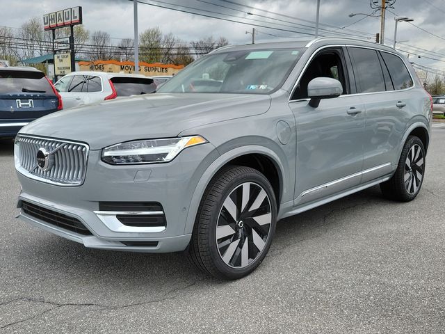 2024 Volvo XC90 Recharge Plug-In Hybrid Plus Bright Theme