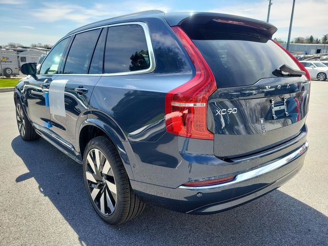 2024 Volvo XC90 Recharge Plug-In Hybrid Plus Bright Theme