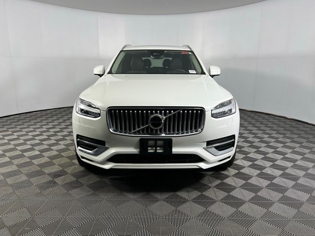 2024 Volvo XC90 Recharge Plug-In Hybrid Core Bright Theme
