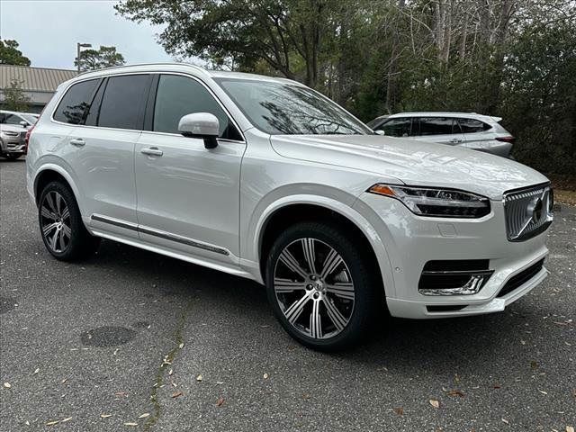 2024 Volvo XC90 Recharge Plug-In Hybrid Plus