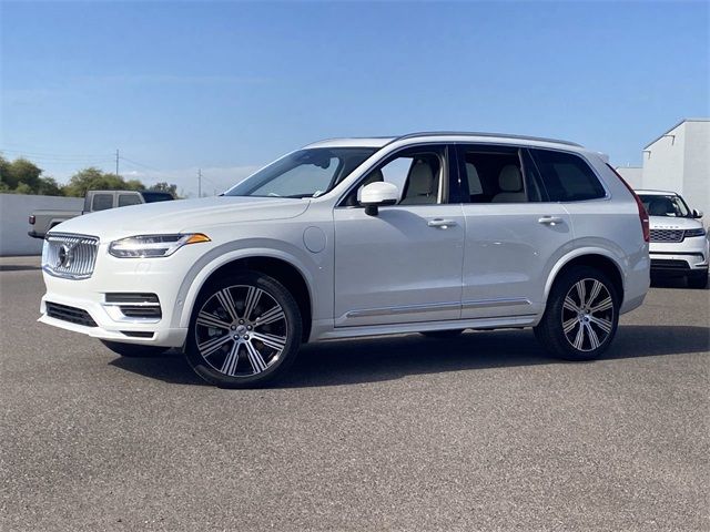 2024 Volvo XC90 Recharge Plug-In Hybrid Plus