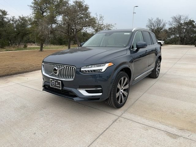 2024 Volvo XC90 Recharge Plug-In Hybrid Plus Bright Theme