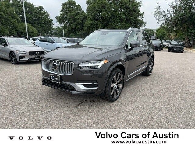 2024 Volvo XC90 Recharge Plug-In Hybrid Plus Bright Theme