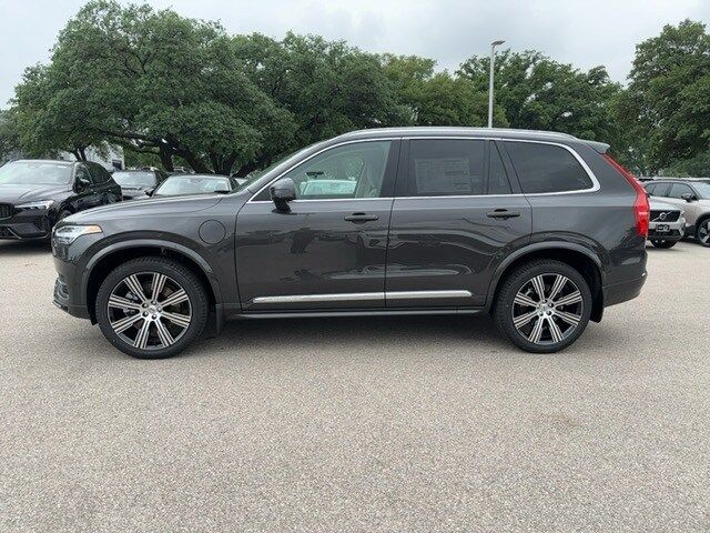 2024 Volvo XC90 Recharge Plug-In Hybrid Plus Bright Theme