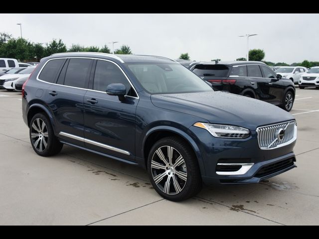 2024 Volvo XC90 Recharge Plug-In Hybrid Plus Bright Theme