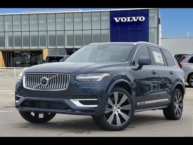 2024 Volvo XC90 Recharge Plug-In Hybrid Plus Bright Theme