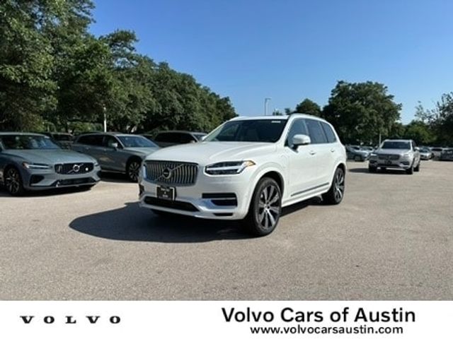 2024 Volvo XC90 Recharge Plug-In Hybrid Plus Bright Theme