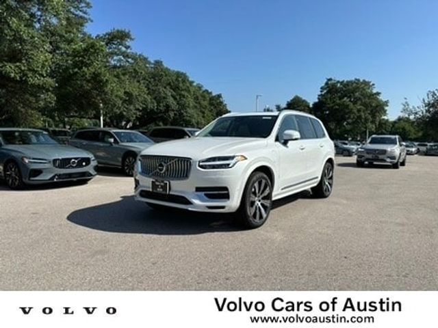 2024 Volvo XC90 Recharge Plug-In Hybrid Plus Bright Theme