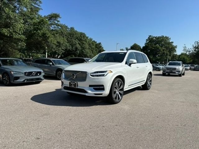 2024 Volvo XC90 Recharge Plug-In Hybrid Plus Bright Theme