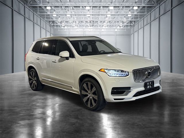 2024 Volvo XC90 Recharge Plug-In Hybrid Plus Bright Theme