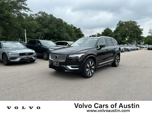 2024 Volvo XC90 Recharge Plug-In Hybrid Plus Bright Theme