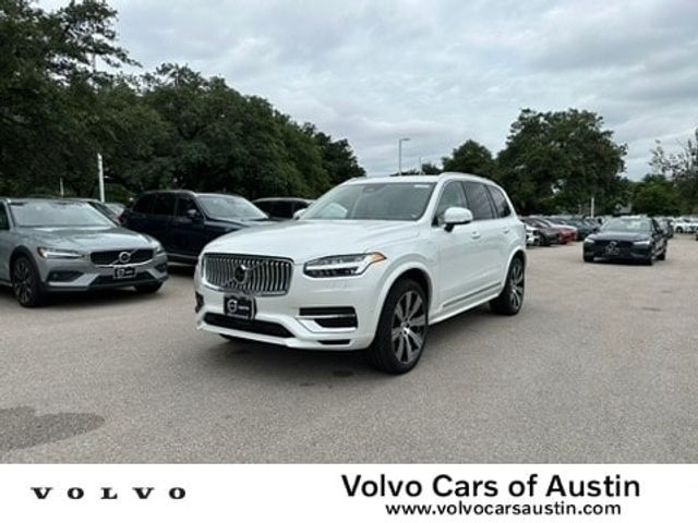 2024 Volvo XC90 Recharge Plug-In Hybrid Plus Bright Theme