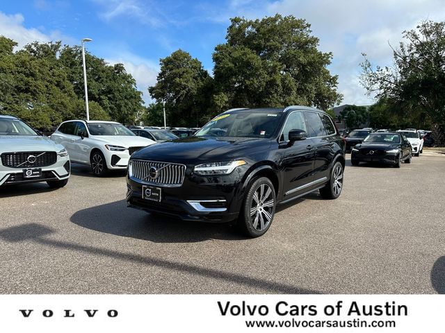 2024 Volvo XC90 Recharge Plug-In Hybrid Plus Bright Theme