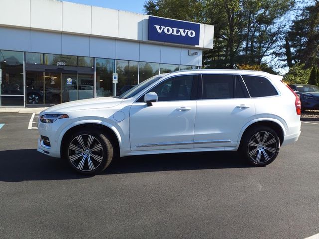 2024 Volvo XC90 Recharge Plug-In Hybrid Plus Bright Theme