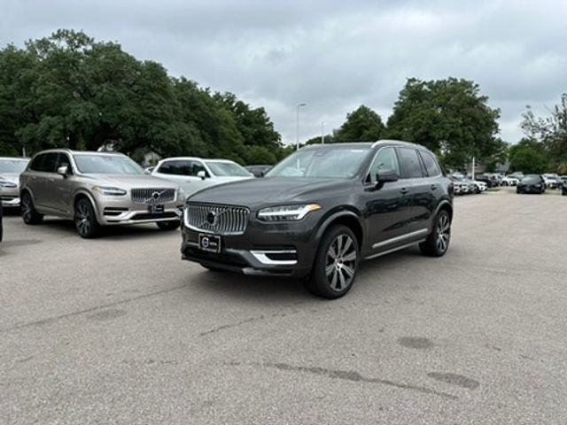 2024 Volvo XC90 Recharge Plug-In Hybrid Plus Bright Theme