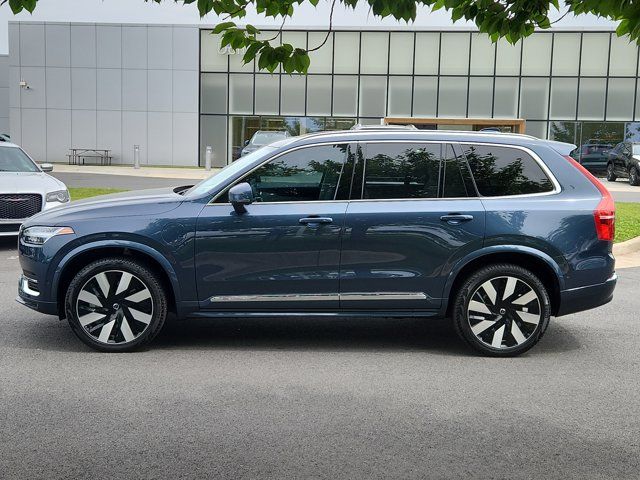 2024 Volvo XC90 Recharge Plug-In Hybrid Plus Bright Theme