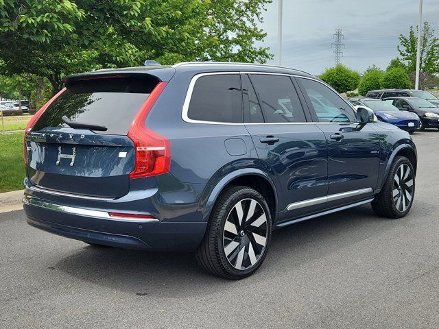 2024 Volvo XC90 Recharge Plug-In Hybrid Plus Bright Theme