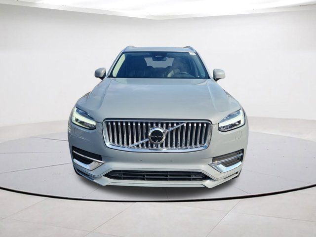 2024 Volvo XC90 Recharge Plug-In Hybrid Plus Bright Theme