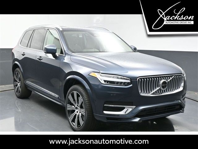 2024 Volvo XC90 Recharge Plug-In Hybrid Plus Bright Theme