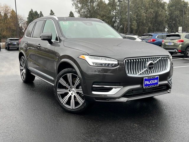 2024 Volvo XC90 Recharge Plug-In Hybrid Plus Bright Theme