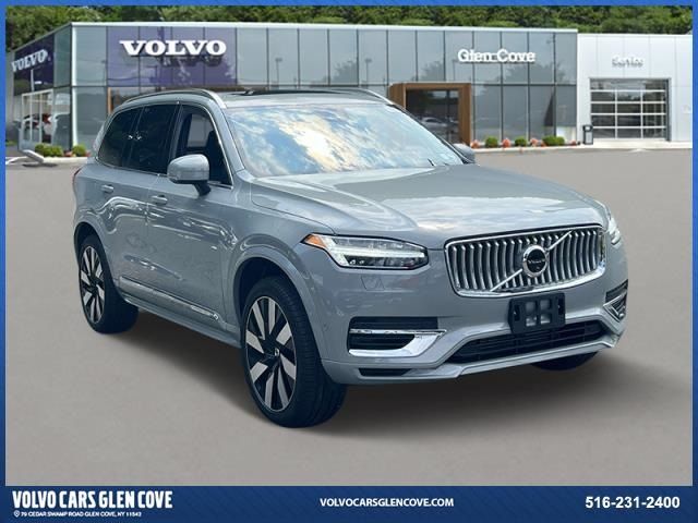 2024 Volvo XC90 Recharge Plug-In Hybrid Plus Bright Theme