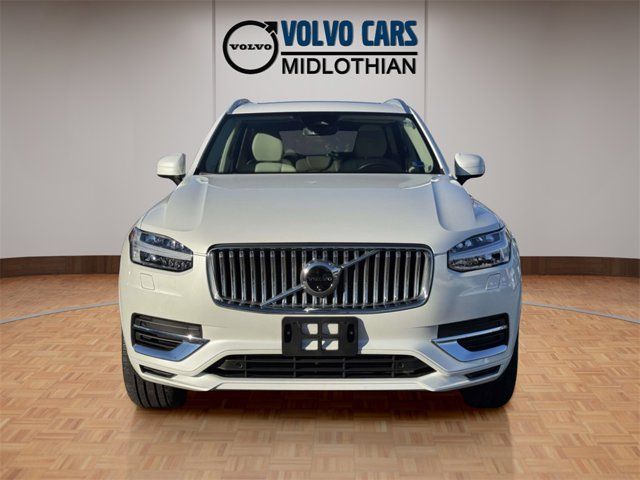 2024 Volvo XC90 Recharge Plug-In Hybrid Plus Bright Theme