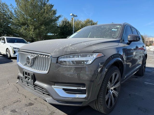 2024 Volvo XC90 Recharge Plug-In Hybrid Plus Bright Theme