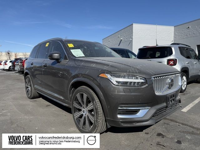 2024 Volvo XC90 Recharge Plug-In Hybrid Plus Bright Theme