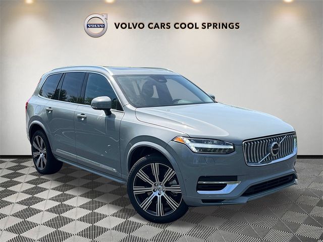 2024 Volvo XC90 Recharge Plug-In Hybrid Plus Bright Theme