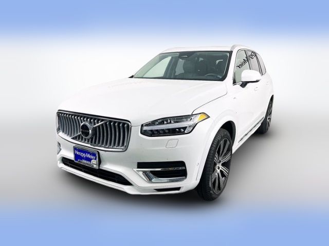2024 Volvo XC90 Recharge Plug-In Hybrid Plus Bright Theme