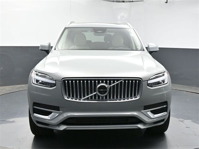 2024 Volvo XC90 Recharge Plug-In Hybrid Plus Bright Theme