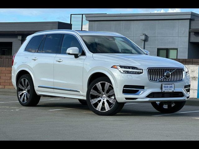 2024 Volvo XC90 Recharge Plug-In Hybrid Ultimate Bright Theme