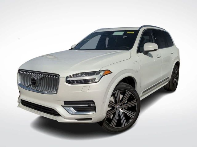 2024 Volvo XC90 Recharge Plug-In Hybrid Ultimate Bright Theme