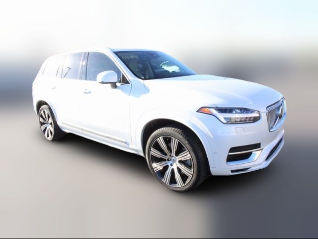 2024 Volvo XC90 Recharge Plug-In Hybrid Ultimate Bright Theme