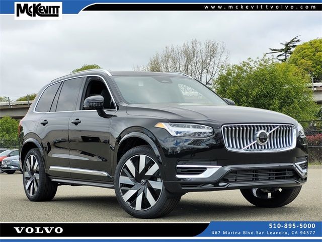 2024 Volvo XC90 Recharge Plug-In Hybrid Ultimate Bright Theme