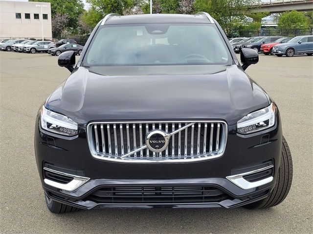 2024 Volvo XC90 Recharge Plug-In Hybrid Ultimate Bright Theme