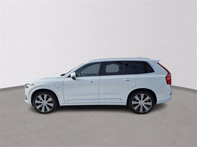 2024 Volvo XC90 Recharge Plug-In Hybrid Ultimate Bright Theme