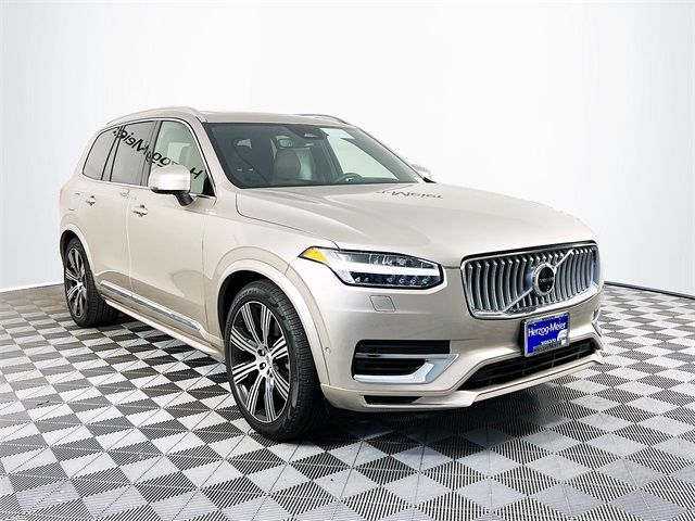 2024 Volvo XC90 Recharge Plug-In Hybrid Ultimate Bright Theme