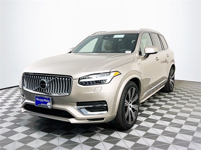 2024 Volvo XC90 Recharge Plug-In Hybrid Ultimate Bright Theme