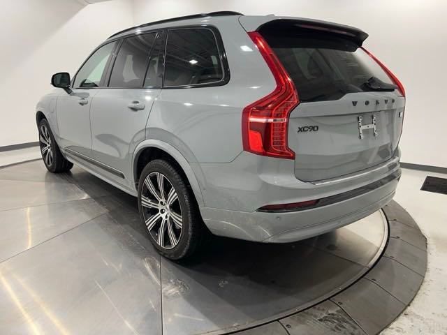 2024 Volvo XC90 Recharge Plug-In Hybrid Ultimate Bright Theme