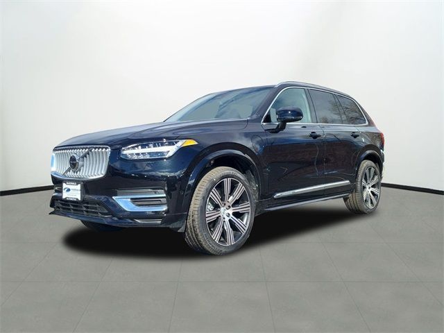 2024 Volvo XC90 Recharge Plug-In Hybrid Ultimate Bright Theme