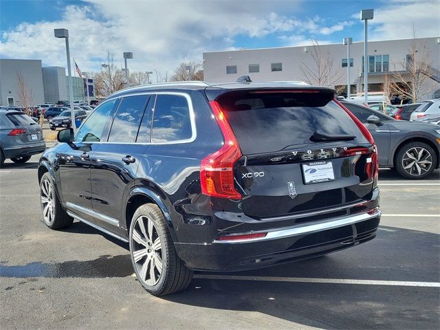 2024 Volvo XC90 Recharge Plug-In Hybrid Ultimate Bright Theme