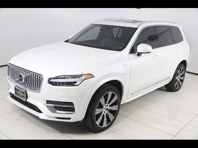 2024 Volvo XC90 Recharge Plug-In Hybrid Ultimate Bright Theme