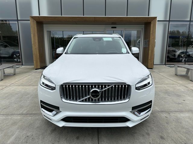 2024 Volvo XC90 Recharge Plug-In Hybrid Ultimate Bright Theme