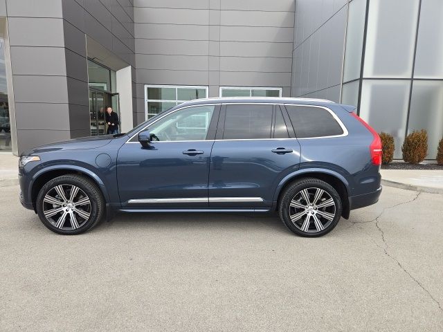 2024 Volvo XC90 Recharge Plug-In Hybrid Ultimate Bright Theme